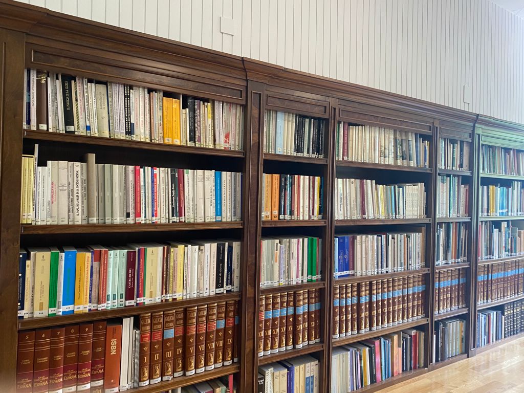 Sala de Consultas-Biblioteca Auxiliar